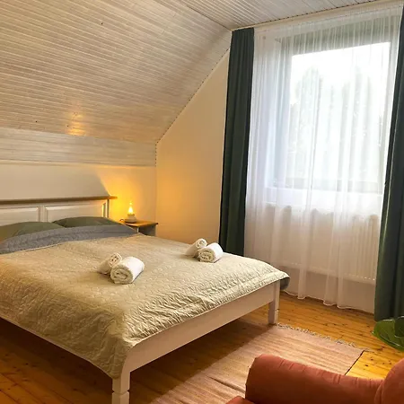 Zoeldike 아파트 *