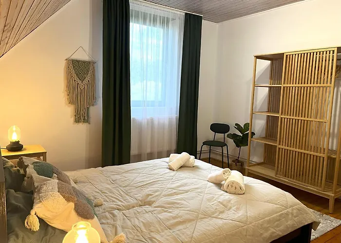Zoeldike Apartment